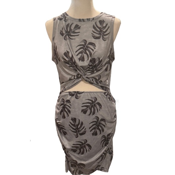 NWT BTFBM Form Fitting Grey Bodycon Cut-out Dress Size Large - Picture 1 of 8